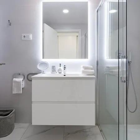 Lms48- Roof Terrace, Jacuzzi & Sauna アパート *