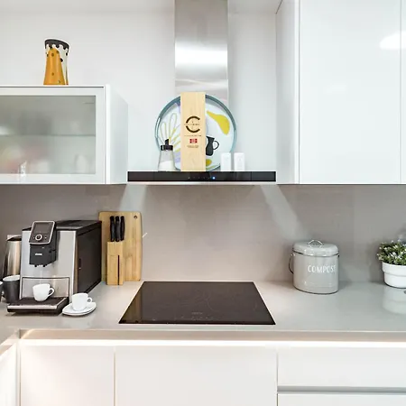 Lms48- Roof Terrace, Jacuzzi & Sauna アパート *