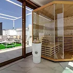 Lms48- Roof Terrace Jacuzzi Sauna Appartement Estepona