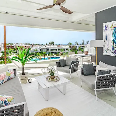 Apartment Lms48- Roof Terrace, Jacuzzi & Sauna