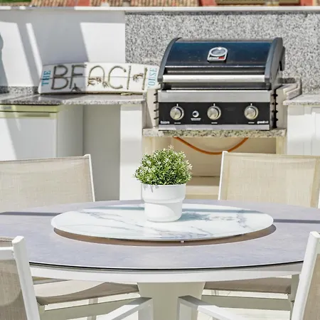 Lms48- Roof Terrace, Jacuzzi & Sauna Estepona