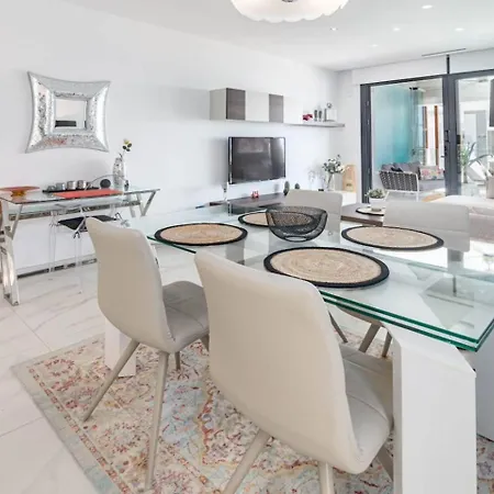 Lms48- Roof Terrace, Jacuzzi & Sauna Apartament *