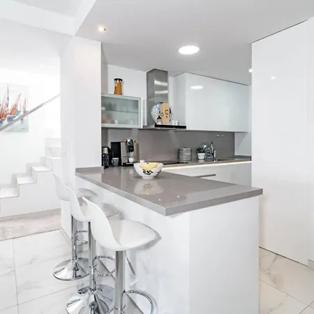 Lms48- Roof Terrace, Jacuzzi & Sauna * Estepona