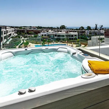 Apartament Lms48- Roof Terrace, Jacuzzi & Sauna