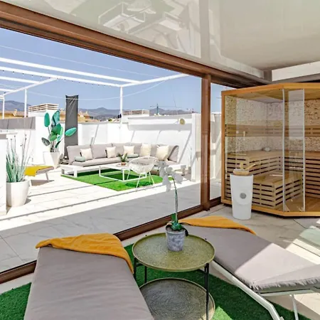 Lms48- Roof Terrace, Jacuzzi & Sauna Estepona