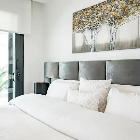 Lms48- Roof Terrace, Jacuzzi & Sauna Apartament *