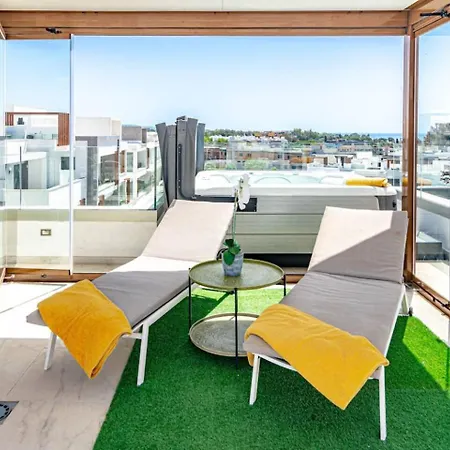 Lms48- Roof Terrace, Jacuzzi & Sauna * Estepona