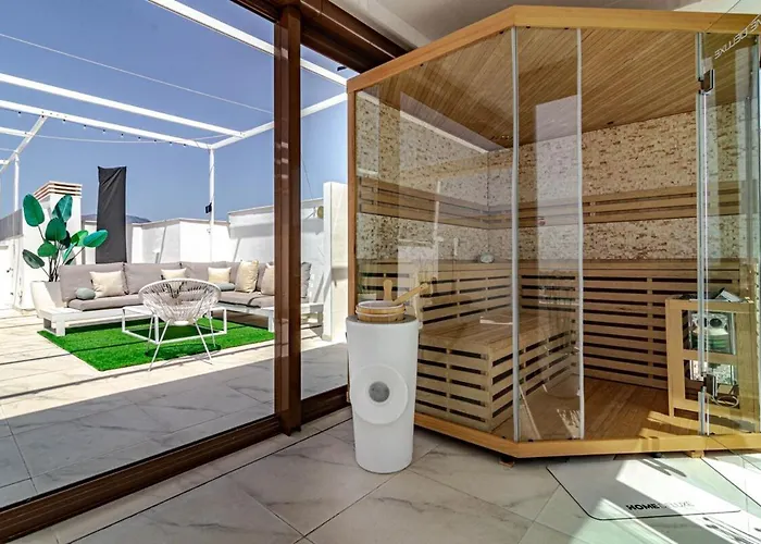 Lms48- Roof Terrace Jacuzzi Sauna Διαμέρισμα Εστεπόνα